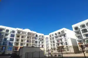 Жильё с видом на море, Мысхако