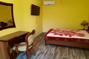 Дом с Орлами