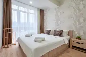 Видовая квартира + в курортной зоне + у парка + солнечная атмосфера
