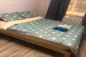 Уютная квартира на первом этаже, Новошахтинск