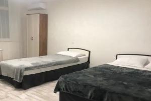 Трёхместный номер 2-х местная кровать , 1 местная кровать, Каспийск