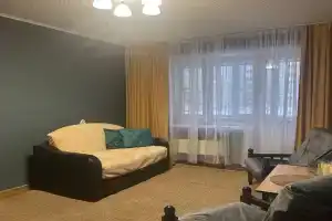 Квартира возле клиники Илизарова, Курган