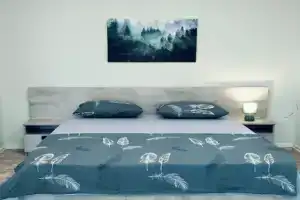 Центр города, алое поле, Челябинск