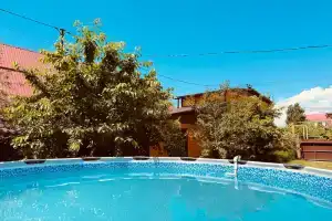 Барнхаус, Кабардинка