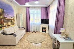 Улучшенный номер комфорт с видом на море и парк Победы, Севастополь