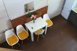 Дом c террасой