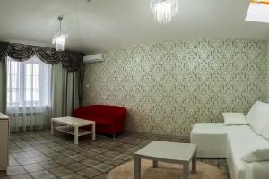 Четырёхместный номер люкс, Воскресенск