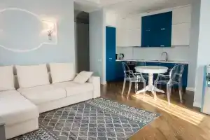 Апартаменты с видом на море в центре Адлера