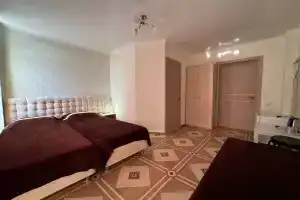 Трехместный номер Стандарт, Сукко