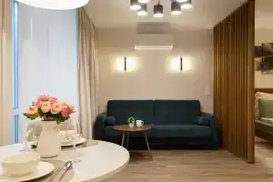 Студия с видом на верхнее озеро, Калининград