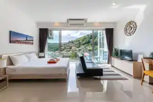 Карон. Студия с видом на горы в знаменитом Chic Condo, 4 этаж