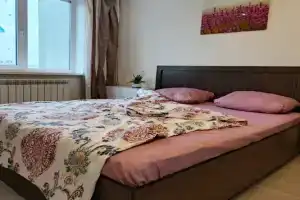 Квартира рядом с парком кашкадан и клиникой доктор вен, Уфа