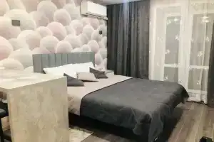 Студия с парящей кроватью, Смоленск