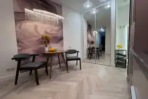 Апартаменты с бассейном, Хоста