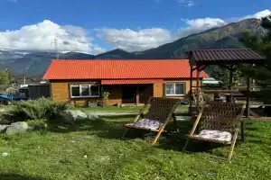 Часть дома с видом на горы, Архыз