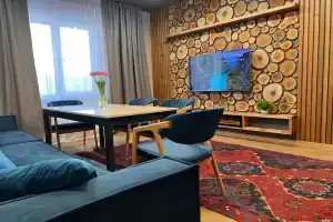 База отдыха на берегу моря, Избербаш