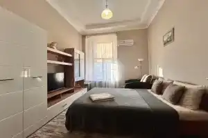 Квартира с высокими потолками в историческом центре Краснодара