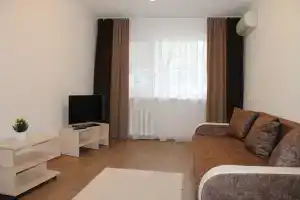 Чистая уютная квартира в центре рядом пруды площадь Ленина