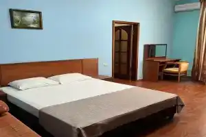 Двухкомнатный 5-ти местный Комфорт с балконом на бассейн, Витязево