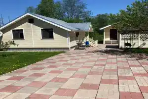 Домик для семейного отдыха, Киевский