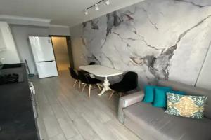 Квартиры посуточно на Горького 172, Калининград