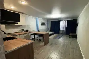 Квартира-студия с новым ремонтом, в новом доме