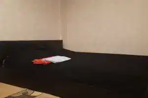 Однушка возле ледового, Новомосковск
