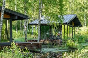 Загородный клуб «Ромашка», Ромашки