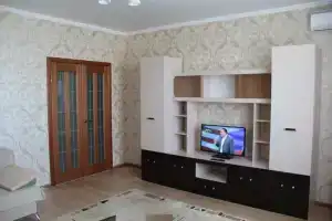 Квартиры посуточно на Энгельса 21/1, Ейск
