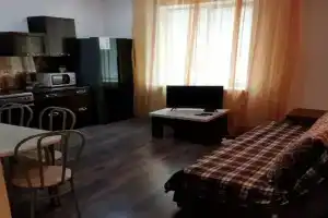 2-комнатная квартира, Зеленая Поляна