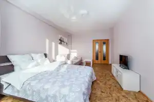 проспект Космонавтов, 46А Апартаменты, Екатеринбург