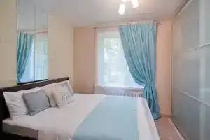 Миниатюрная 2 комнатная квартира, Москва