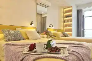 Уютная двухкомнатная квартира с шикарным видом в Гурзуфе