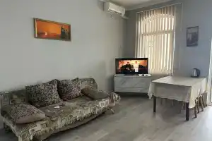 2-комнатная квартира в центре