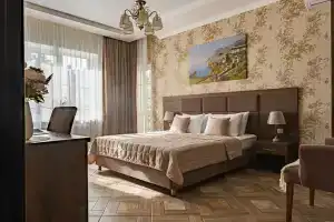 Полулюкс 2-комнатный с балконом, вид на лес (1-3 этаж), до 4 гостей, Абрау-Дюрсо
