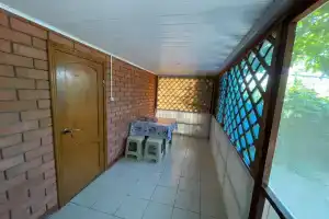 Домик с удобствами, Должанская