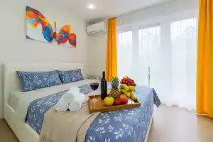 Очаровательная студия с балконом - ваш идеальный отдых на берегу, Сочи