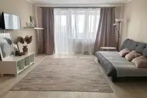 Чистая и уютная 2-комнатная квартира в самом центре с горячей водой