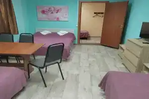 Семейный номер 5 мест, Пудож