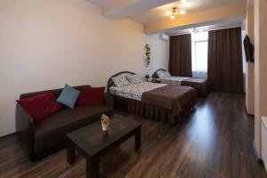 Квартиры посуточно на Сенявина 5, Севастополь