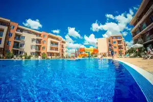 Двухкомнатная квартира у моря Чёрно-белая дача, Солнечный Берег