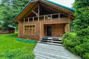 Частный дом «Дом 2 Эко комплекс Лаура»