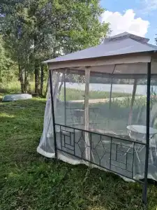 Домик Пряник на берегу озера  - 8