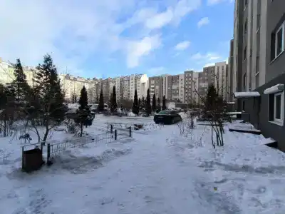 на Баженова - 19