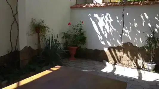 Двухэтажный коттедж с двориком - 37