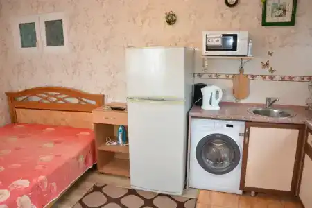 на Массандровской - 15