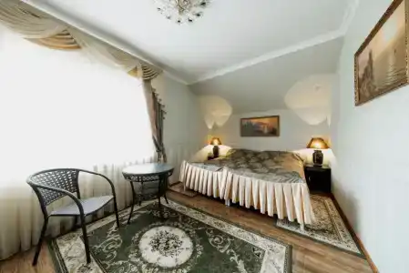 Дом с бассейном и сауной - 11