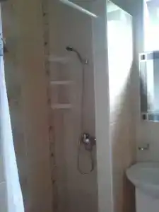 Kirova Holiday Homes - 9