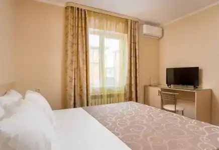 Home-otel - 100
