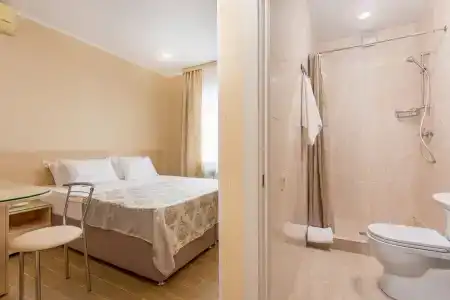 Home-otel - 111